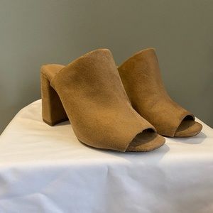Suede peep toe chunky heel shoes